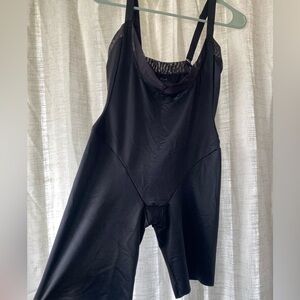 Maidenform Black Shapewear Bodysuit